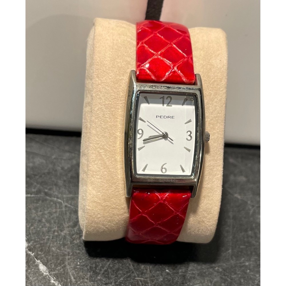 SALE!!! Ladies Pedre Leather Band Watch- New Battery (20)